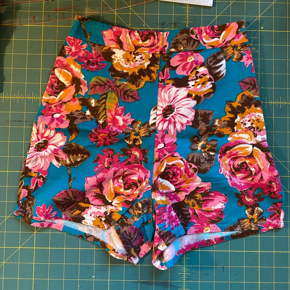 High Waist Floral short